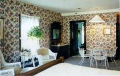 фото отеля Manisses Hotel and The 1661 Inn