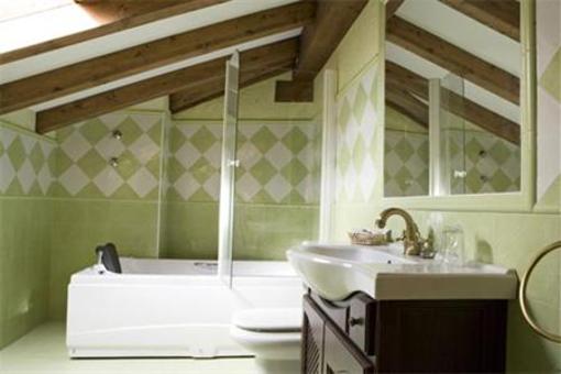фото отеля Hostal El Marques Saldaña