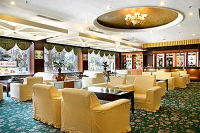 фото отеля Dong Fang Hotel Qingdao