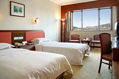 фото отеля Dong Fang Hotel Qingdao
