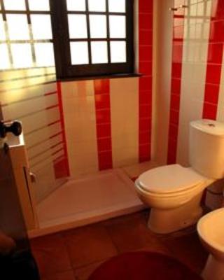 фото отеля SurfMoments House & School