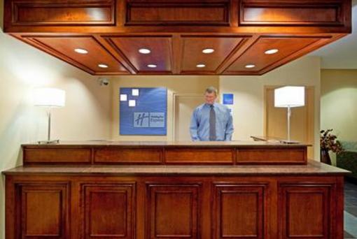 фото отеля Express By Holiday Inn Braintree (England)