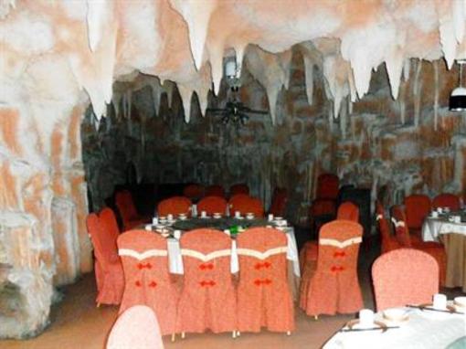 фото отеля Vest Holiday Hotel