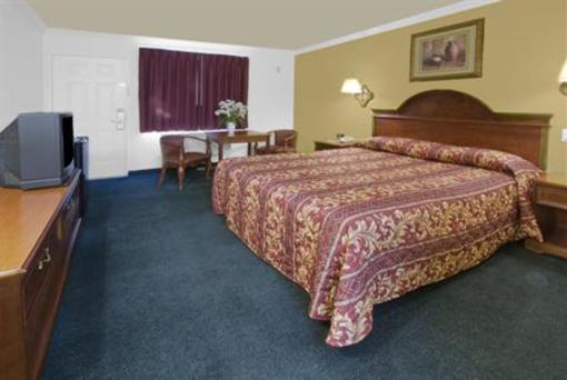 фото отеля Americas Best Value Inn Rialto