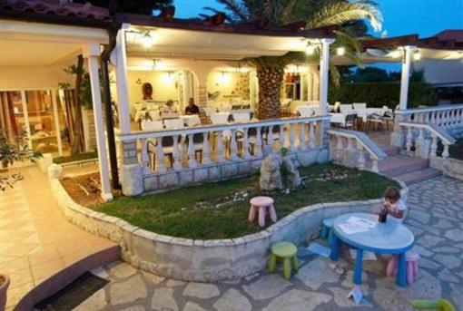 фото отеля Pension Bellevue Lopar
