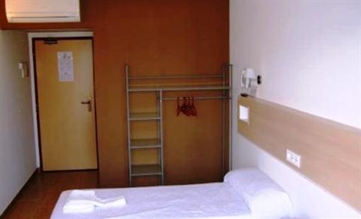 фото отеля Hostal Sant Bernat