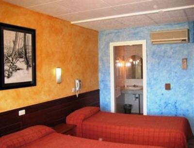 фото отеля Hostal Sant Bernat