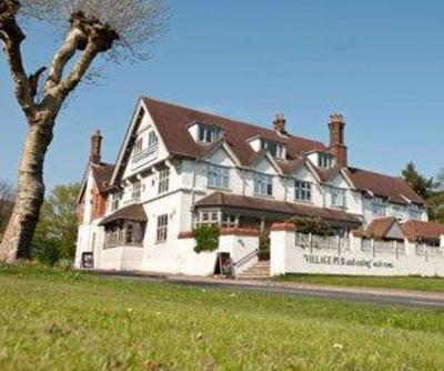 фото отеля Innkeeper's Lodge The Hand & Sceptre