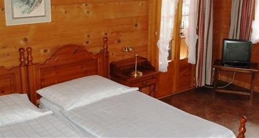 фото отеля Hotel Chalet Du Lac