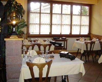 фото отеля Hotel-Rotisserie La Tour Rouge