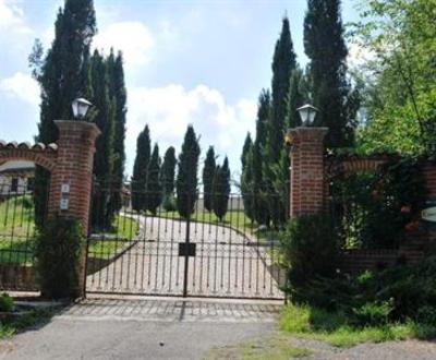 фото отеля Cascina Vignole Farmhouse Montafia