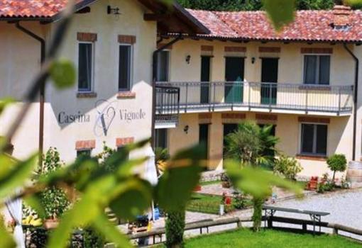фото отеля Cascina Vignole Farmhouse Montafia