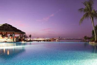 фото отеля Le Meridien Mina Seyahi Beach Resort and Marina