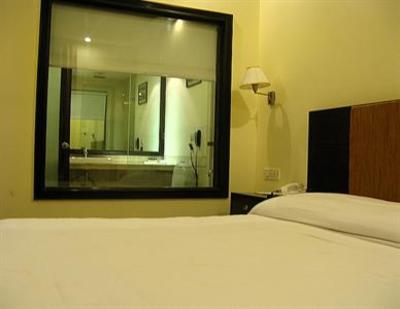 фото отеля Sara Green Hotel New Delhi