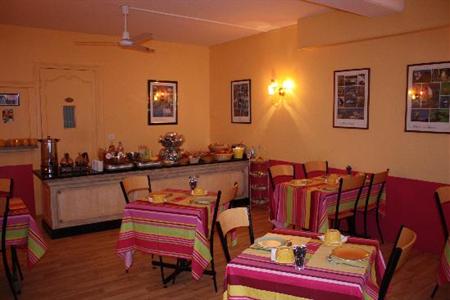 фото отеля Hotel La Fayette Rochefort (France)