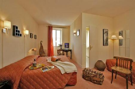 фото отеля Hotel La Fayette Rochefort (France)