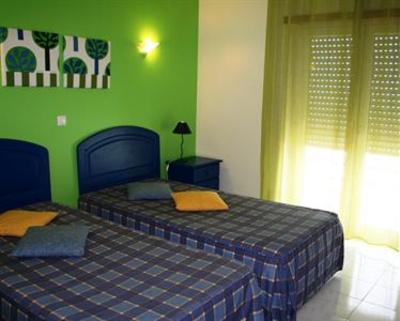 фото отеля Hotel Apartamentos Praia Azul Silveira