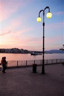 фото отеля Best Western Lucy Hotel Chalkida