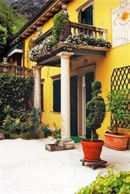 фото отеля Villa Angelica Riva del Garda
