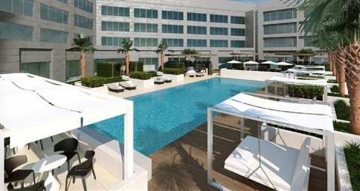 фото отеля Hilton Bengaluru Residences Hotel