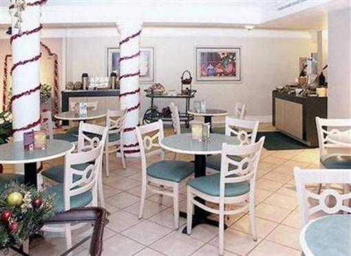 фото отеля La Quinta Inn Santa Fe