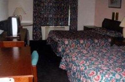 фото отеля Adventure Inn and Conference Center