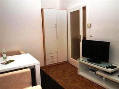 фото отеля Vienna Star Apartments Nordbahnstrasse