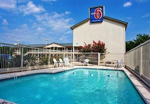 фото отеля Motel 6 Kerrville