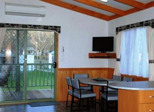 фото отеля Beechworth Lake Sambell Caravan Park