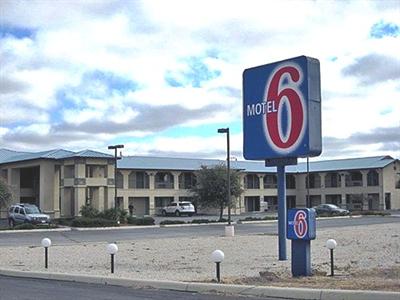 фото отеля Motel 6 Junction