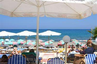 фото отеля Seafront Apartments Arkadi
