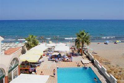 фото отеля Seafront Apartments Arkadi