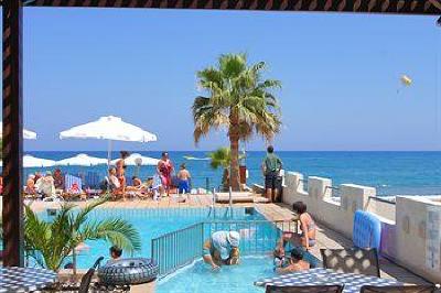 фото отеля Seafront Apartments Arkadi