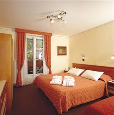 фото отеля Hotel Des Alpes Molveno