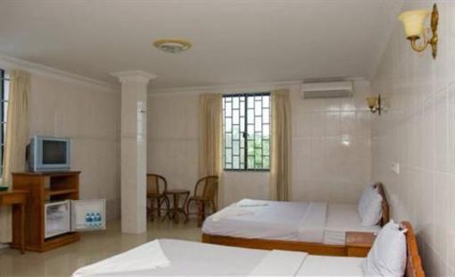 фото отеля Holiday Hotel Sihanoukville