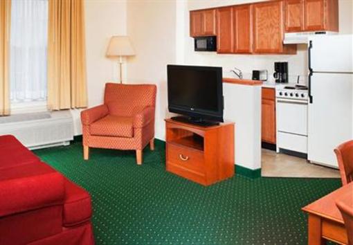 фото отеля Towneplace Suites Findlay