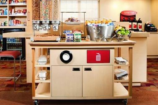 фото отеля Towneplace Suites Findlay