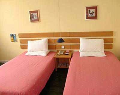 фото отеля Home Inn Huayuan Road Zhengzhou