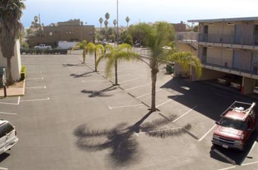 фото отеля Americas Best Value Inn Pacific Oceanside