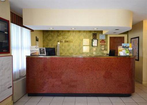фото отеля Quality Inn Raynham
