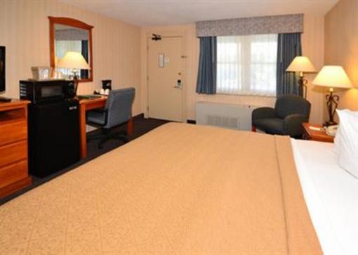 фото отеля Quality Inn Raynham