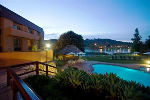 фото отеля Pine Lake Inn White River