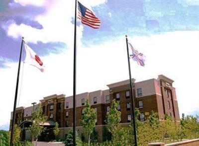 фото отеля Hampton Inn Suites Detroit-Canton