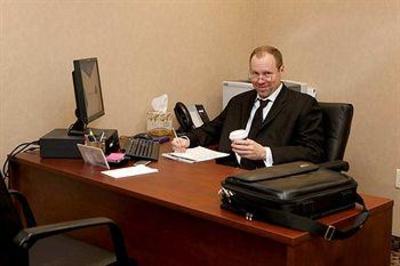 фото отеля Hampton Inn Suites Detroit-Canton