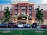 Hampton Inn Suites Detroit-Canton