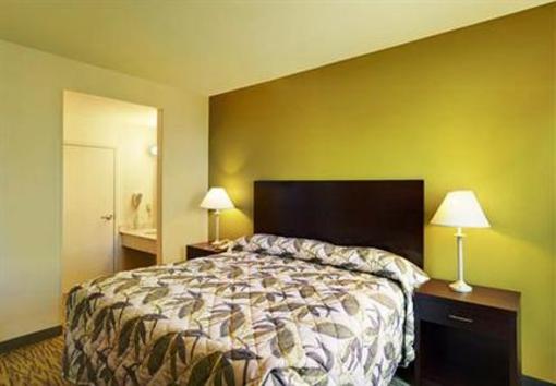 фото отеля Surfside Beach Resort