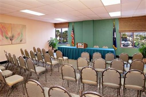 фото отеля Surfside Beach Resort