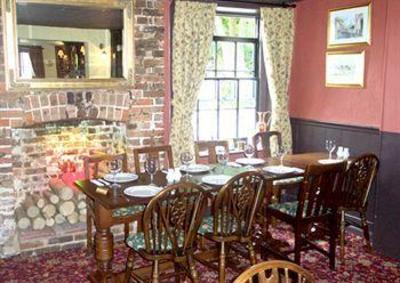 фото отеля New Flying Horse Inn Wye