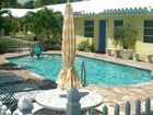 фото отеля Bahama Beach Club Apartments