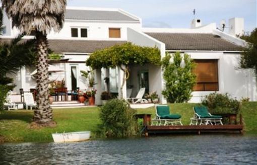 фото отеля Cape Town Lake House B&B